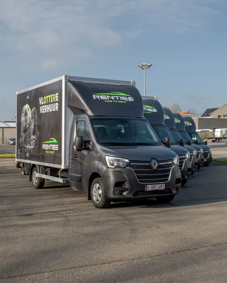 Verhuurwagens van Renties op parking